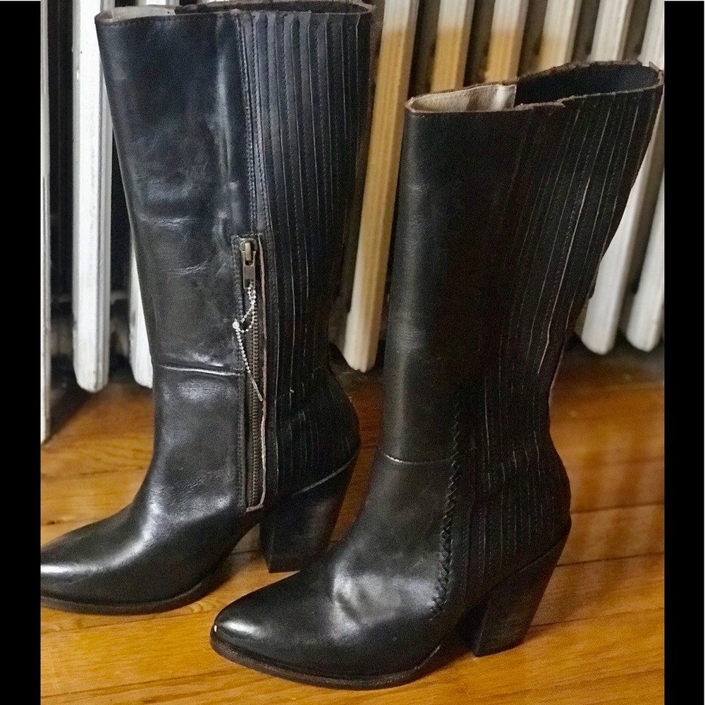 Brand new Free bird/Steve Madden boots